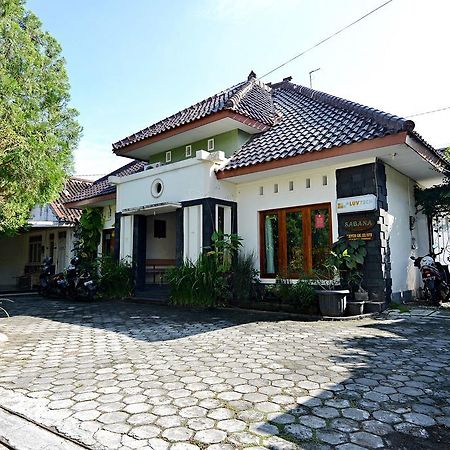 Zen Rooms Sabana Urip Sumoharjo Yogyakarta Buitenkant foto